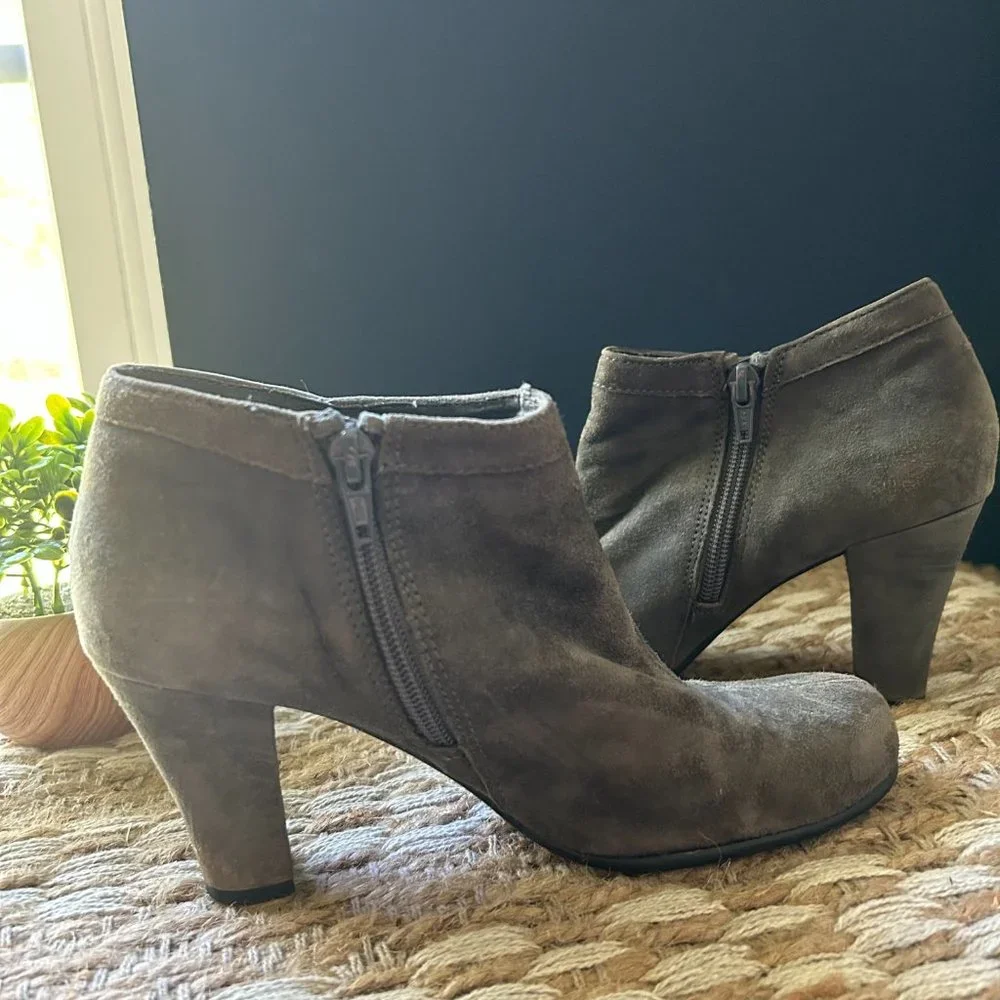 Aerosole Booties